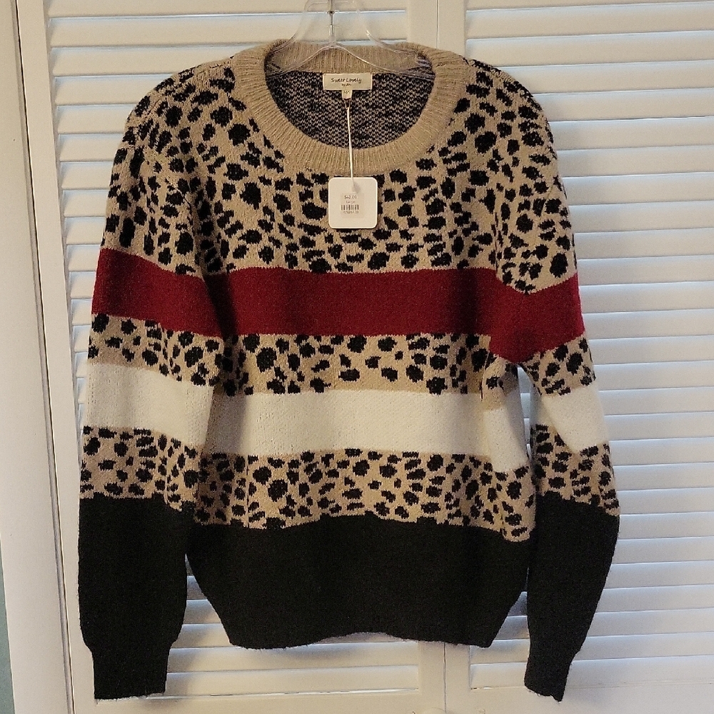 Kirkland Signature Black and Red Crew Neck Sweater